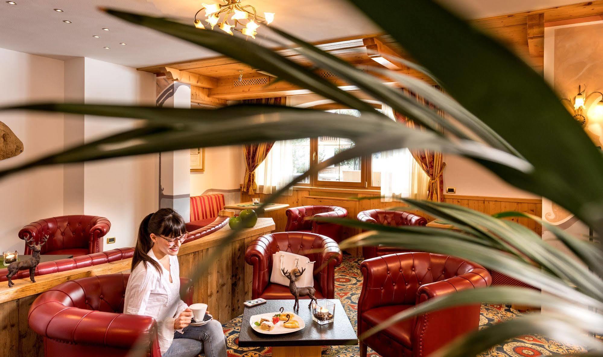 Hotel La Perla Canazei Εξωτερικό φωτογραφία